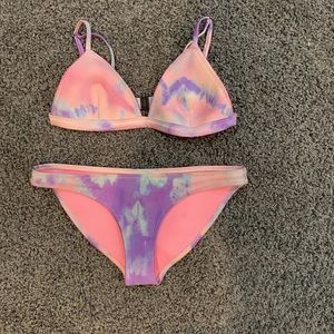 Triangl tie dye suit s++ and medium bottoms